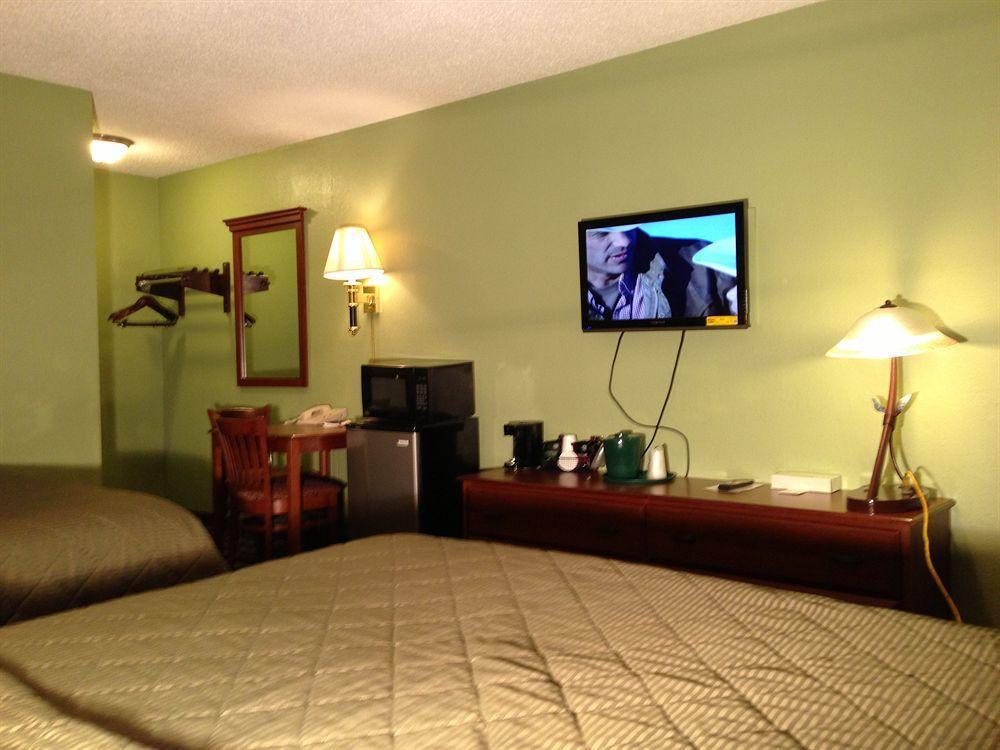 University Manor Inn บัฟฟาโล ภายนอก รูปภาพ