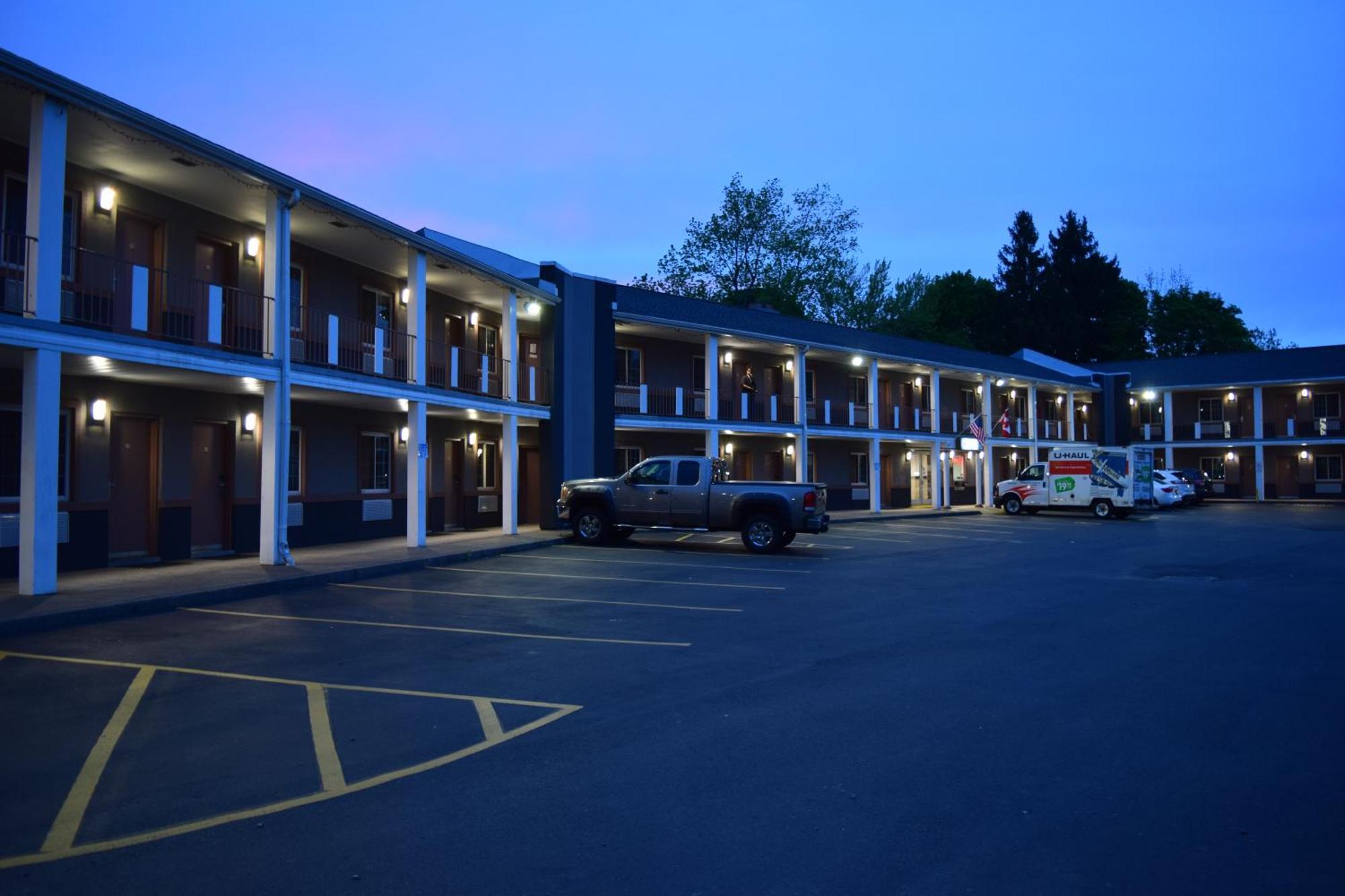 University Manor Inn บัฟฟาโล ภายนอก รูปภาพ